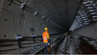 天津地鐵10號線建設(shè)使用鋼軌夾鉗